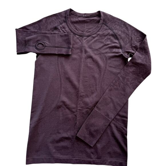 Lululemon Swiftly Tech Long Sleeve Crew 10 Original Fit Black Cherry Red Floral - Picture 2 of 5